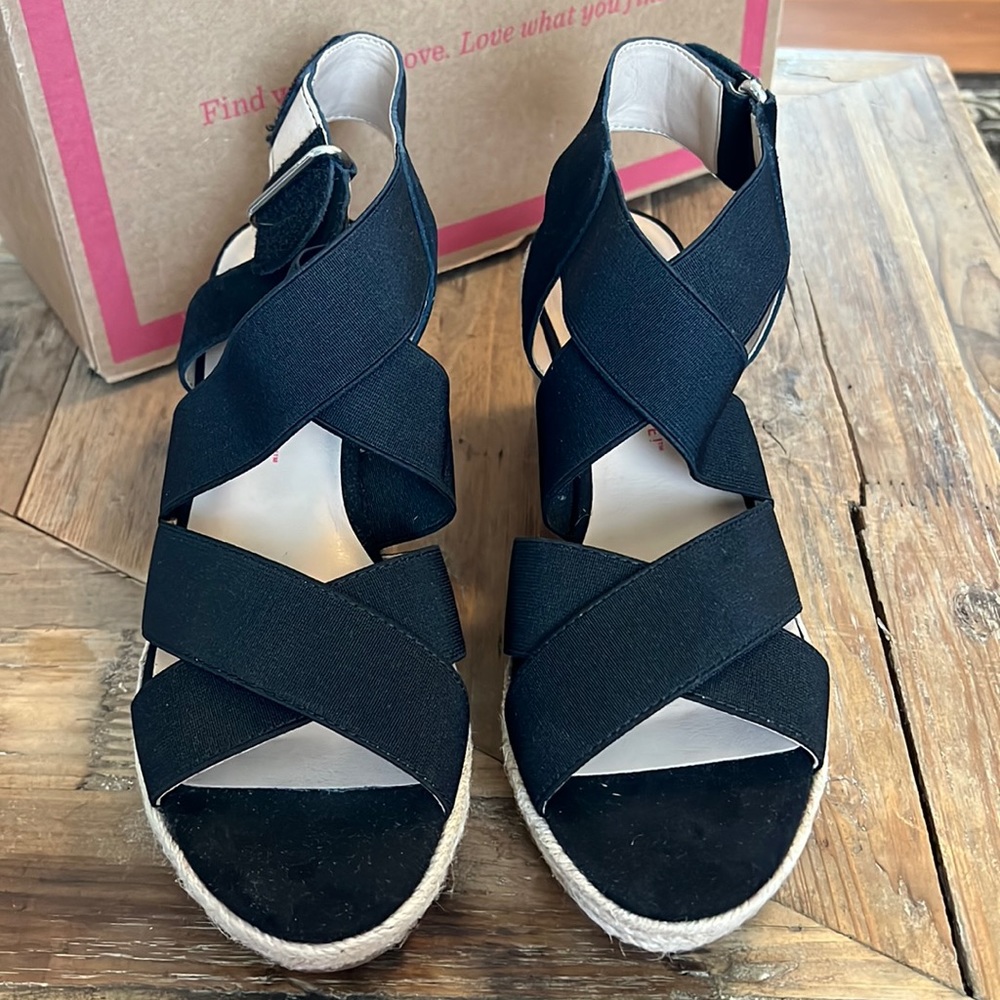 Isaac Mizrahi Live wedges. 9M
